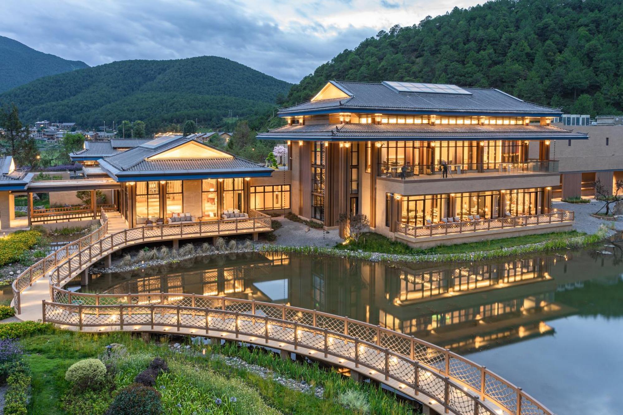 Hotel Indigo Lugu Lake By Ihg Licsiang Kültér fotó