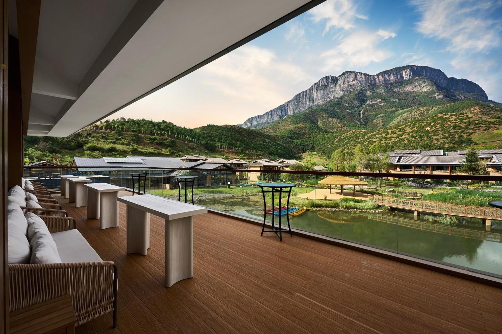 Hotel Indigo Lugu Lake By Ihg Licsiang Kültér fotó
